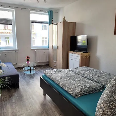Apartment Thamy's Homestay 4 ✓ Rostock